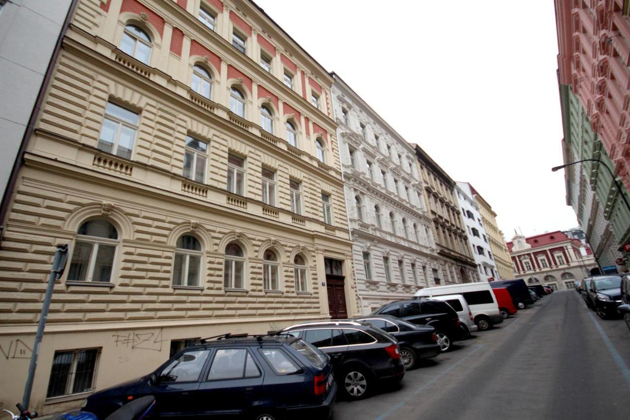 Vikroria - Halkova 5 Apartment